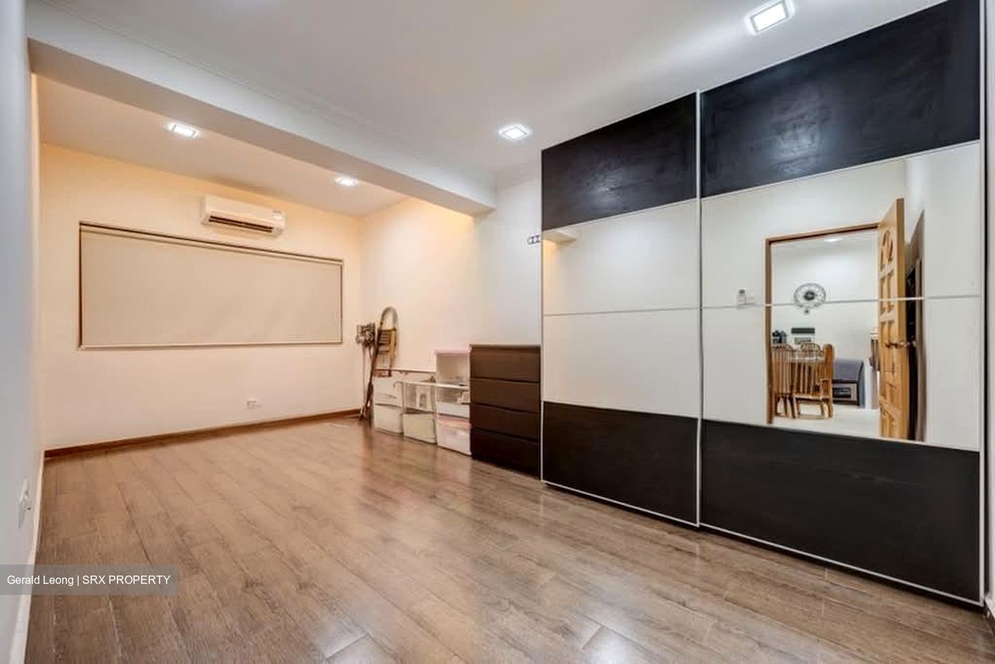 Peakview Estate (D16), Terrace #581900821